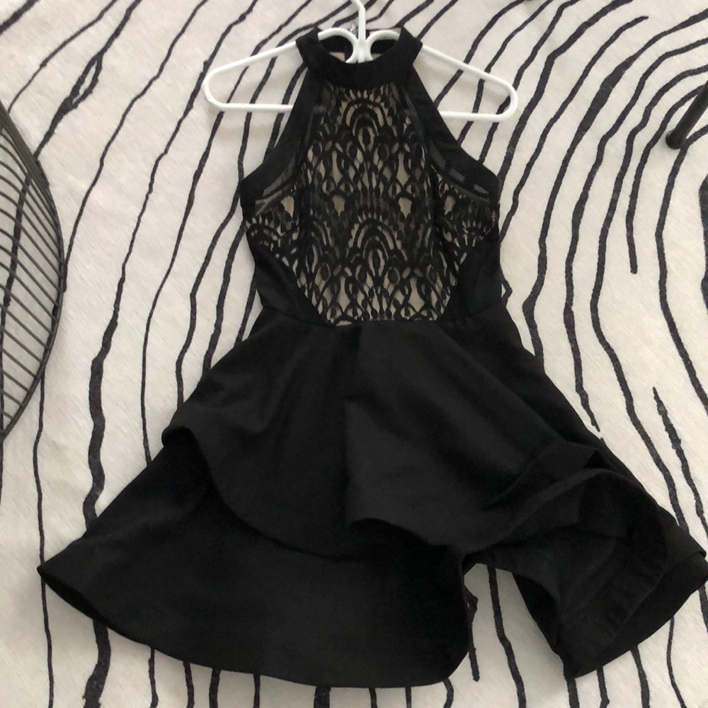 Chelsea Halter Formal Dress | S